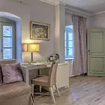 Hotell Fiscardonna Luxury 4*