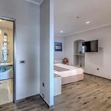 Fiscardonna Luxury מלון 4*