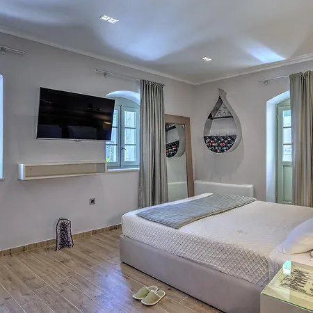 Fiscardonna Luxury מלון 4*