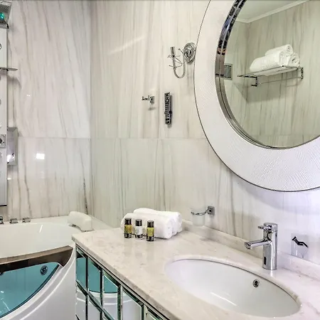 Fiscardonna Luxury 4* פיסקרדו