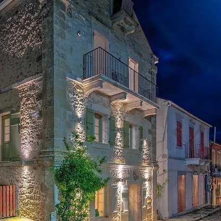 Hotell Fiscardonna Luxury 4*